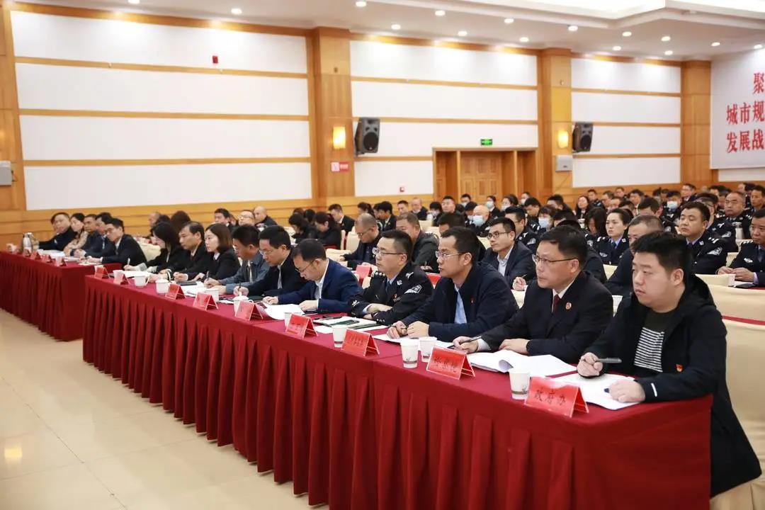 向建平为全区政法队伍讲专题党课(图3) 向建平为全区政法队伍讲专题党课(图3)