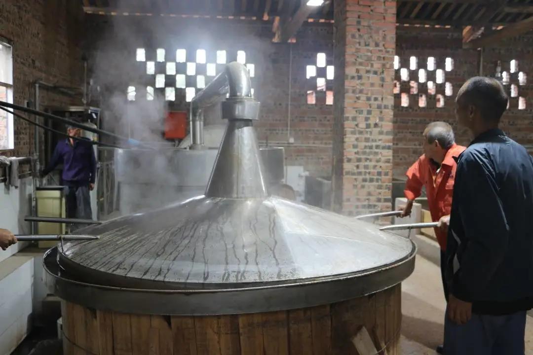 达州市第六批非遗 | 万家贤义高粱白酒酿制工艺(图8) 达州市第六批非遗 | 万家贤义高粱白酒酿制工艺(图8)