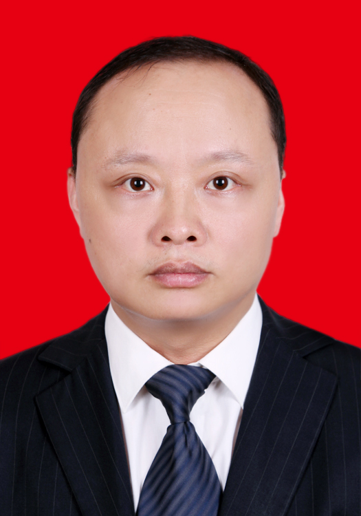 领导班子成员(图6) 领导班子成员(图6)